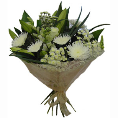 Pearl Moon - Our pearl moon bouquet is opulent elegance in tones of white and green, beautifully giftwrapped with organza bow. Perfect for all occasions.