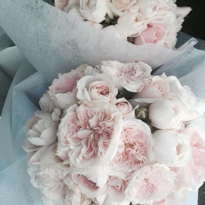 Moonlight in Paris - Garden Roses Bouquet