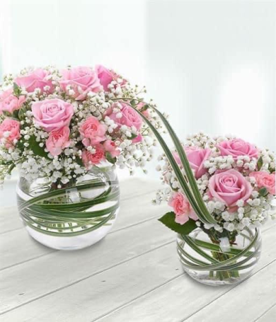 Fleur de Lis - Hand tied posy in a vase