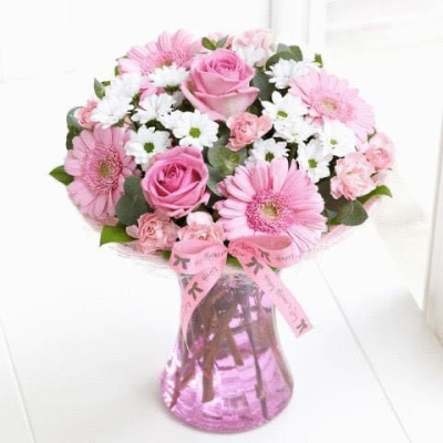 Snow Princess - Petite posy in a glass vase in pinks and whites