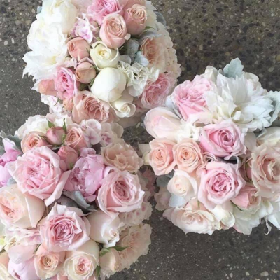 Chloe Rose Belle - Luxury bouquet in shades of peach, pinks and creams